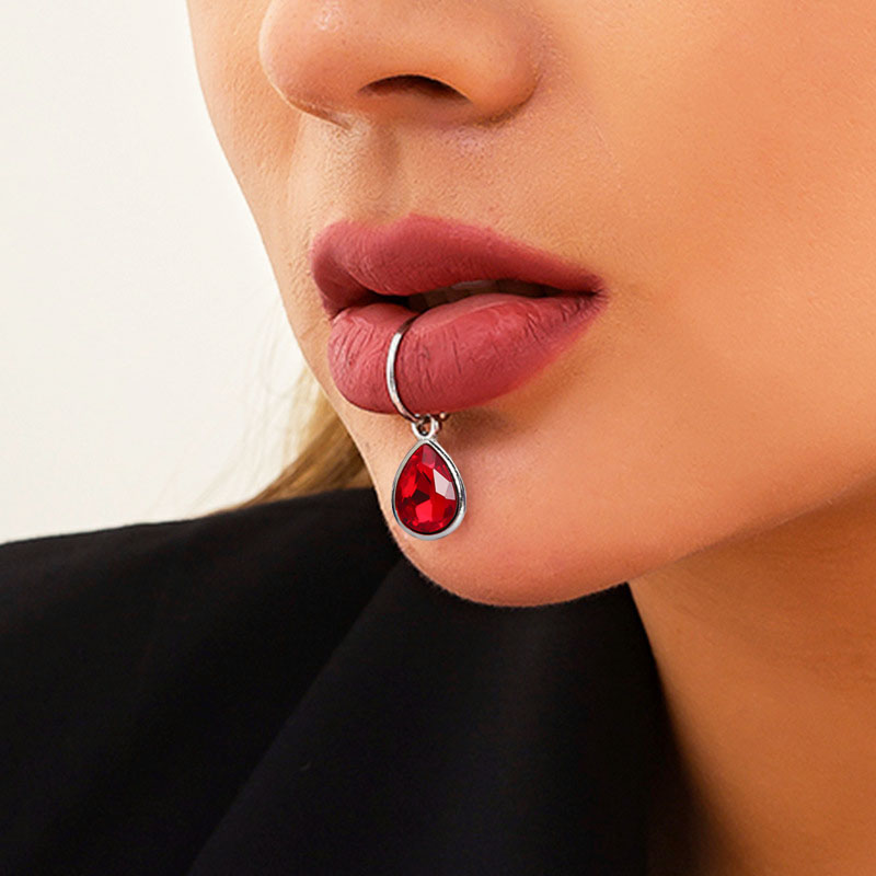 1Pc Fake Piercing Lip Clip Per - Body Jewelry Septum recension och pris