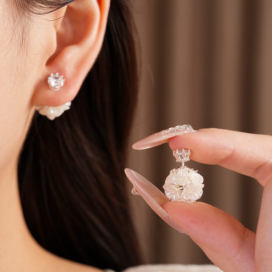 DOO MEI Two Way Wear Zircon Fl - Cluster Stud Ear recension och pris