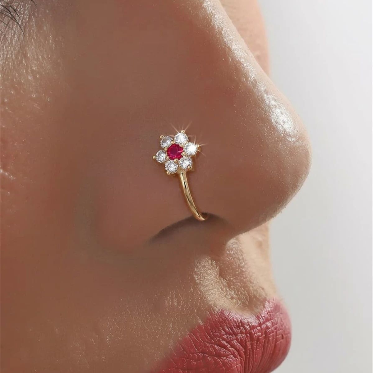 1PC Flower Shaped No Piercing  - Body Jewelry On Sale recension och pris