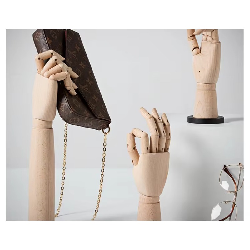 Solid Wood Hand Mannequin Rack - Body Jewelry In Store recension och pris